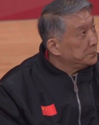 leyu集团-宫鲁鸣脸色严峻：中国女篮被轰27-5险遭19分逆转 狂送19失误